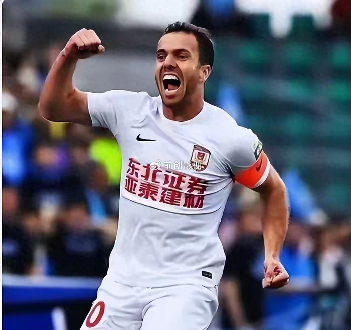 开云登录-国安6外援成甜蜜陷阱，豪门算盘为何打不响？|北京国安|合同|俱乐部|教练|职业_新浪体育_新浪新闻